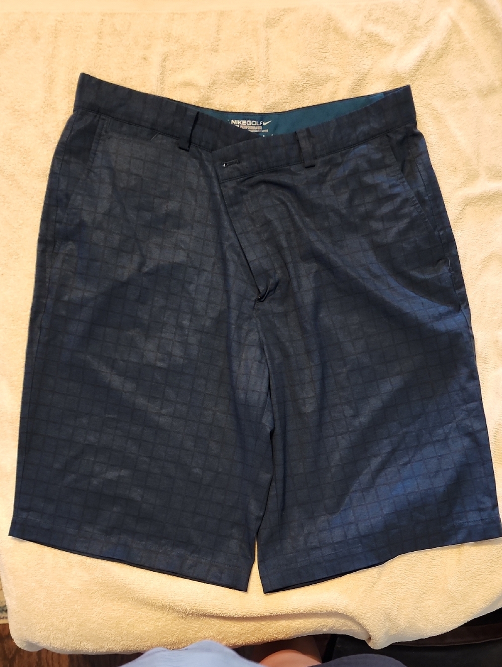 Nike Men's Navy Grid-Pattern Flat Front Shorts